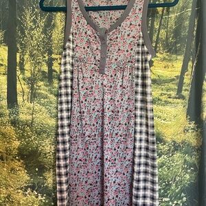 Floral and Gingham Sleeveless Dress